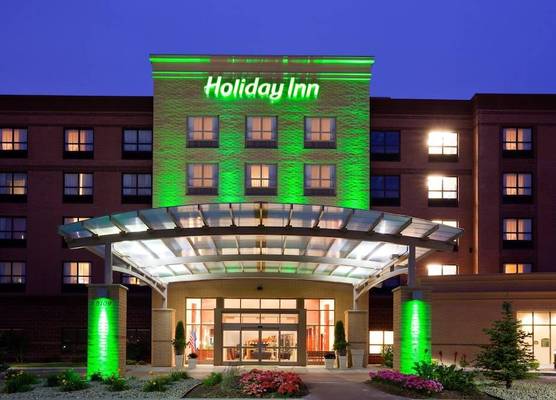 Holiday Inn MADISON AT THE AMERICAN CENTER by IHG 1