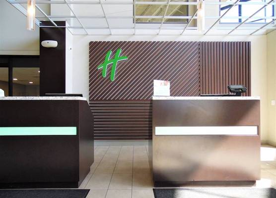 Holiday Inn BLOOMINGTON - NORMAL by IHG 1