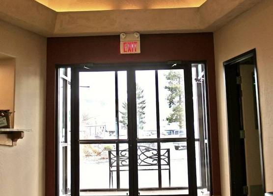 Broadway Inn Conference Center 1