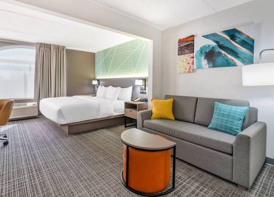 Comfort Inn & Suites Madison East Interstate I-90 1