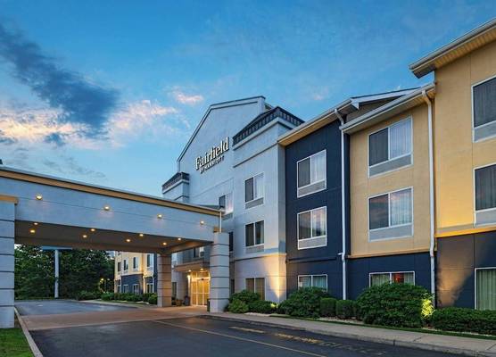 Fairfield Inn & Suites by Marriott Edison - South Plainfield 1