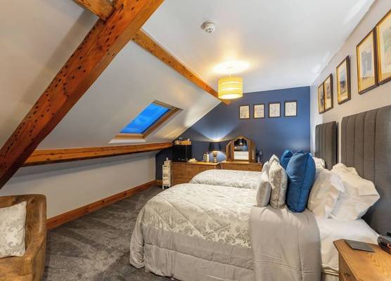 Brooklands 5 Star Guest House 1