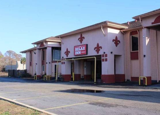 Relax Inn and Suites 1