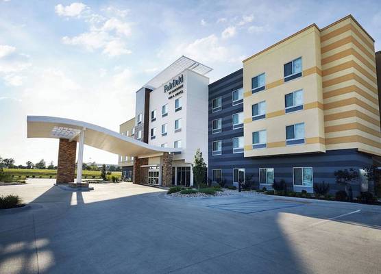 Fairfield Inn & Suites by Marriott Kansas City Belton 1