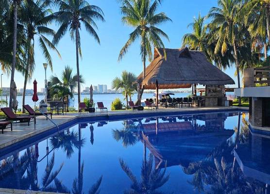 Sina Suites Cancun - Adults Only 1