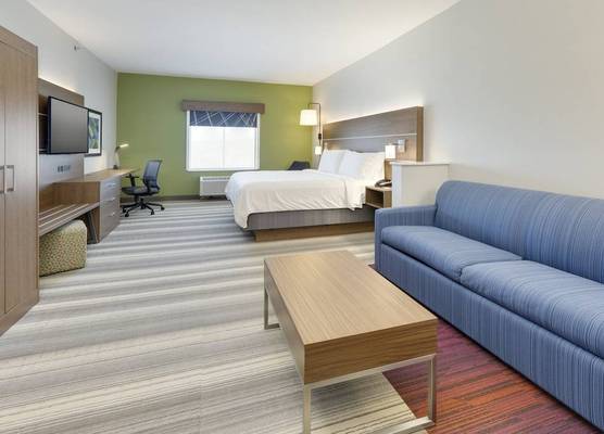 Holiday Inn Express & Suites DENTON NORTH by IHG 1