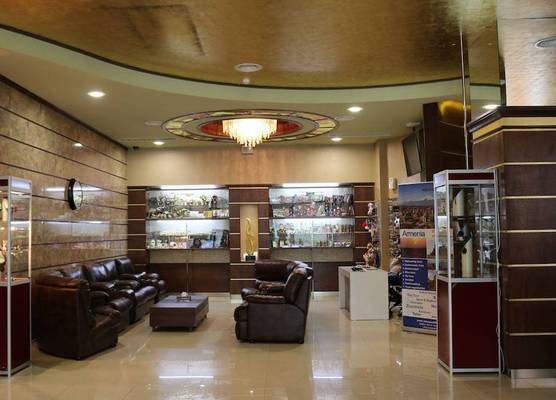 Nairi Hotel Yerevan 1