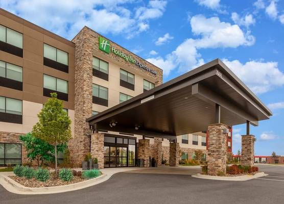 Holiday Inn Express & Suites BRUNSWICK - HARPERS FERRY AREA by IHG 1