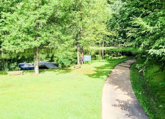 Alpine Crest Resort 1