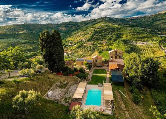 Le Querce Farmhouse 1