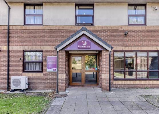 Premier Inn Liverpool - Tarbock 1
