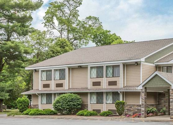 Quality Inn Hyde Park - Poughkeepsie North 1