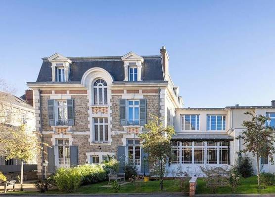 La Maison Blanche - Appart Hôtel de charme climatisé à 350m du cœur de ville du Limoges - Accès Autonome 1