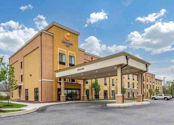 Comfort Inn PA Turnpike - I-81 1