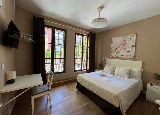Hostal Palacete de la Almudayna 1