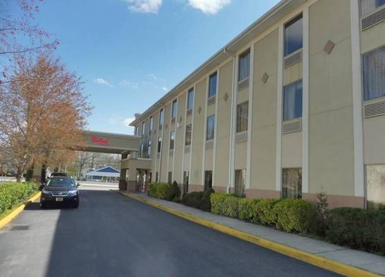 Red Roof Inn & Suites Galloway 1