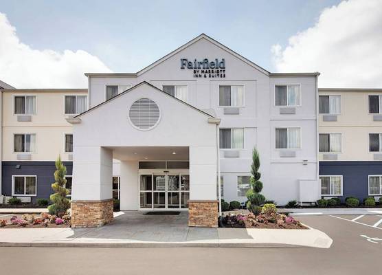 Fairfield Inn & Suites Indianapolis Airport 1