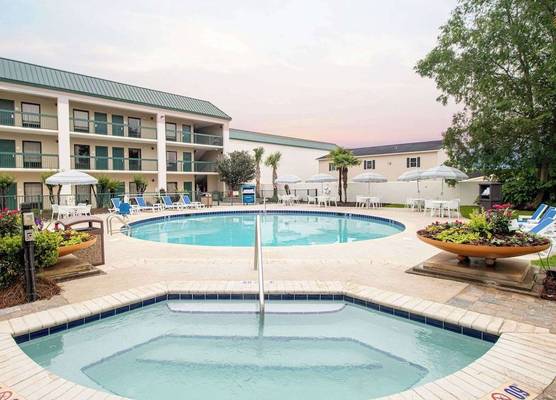 Econo Lodge Inn & Suites Foley-North Gulf Shores 1