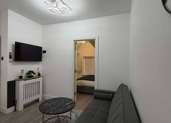 Cardiff Central Gem - 2 Bed Apartment 1