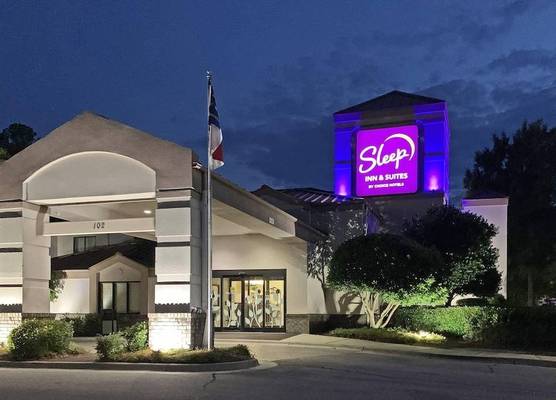 Sleep Inn & Suites Spring Lake - Fayetteville near Fort Bragg 1
