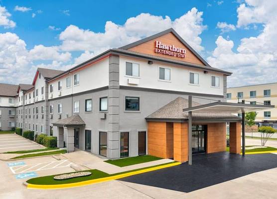 Hawthorn Extended Stay by Wyndham DFW Airport North 1