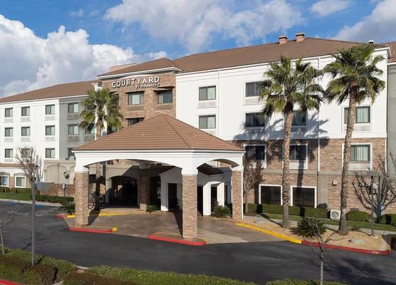 Courtyard by Marriott Ontario Rancho Cucamonga 1