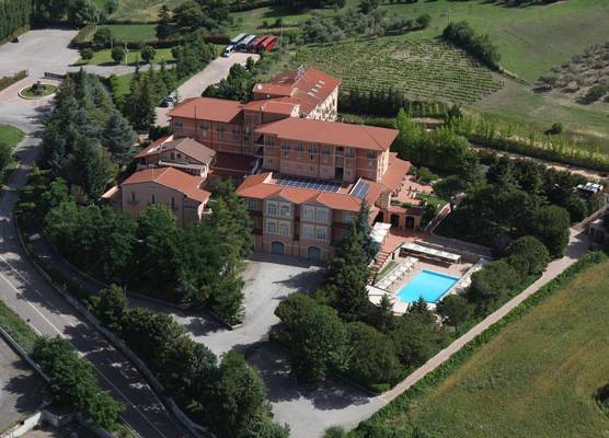 Relais La Fattoria 1