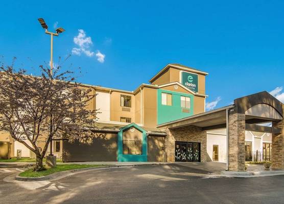 Clarion Pointe Wake Forest - Raleigh North 1