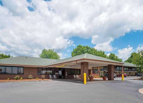 Quality Inn near Speedway 1