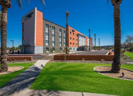 WoodSpring Suites Chandler Airport 1