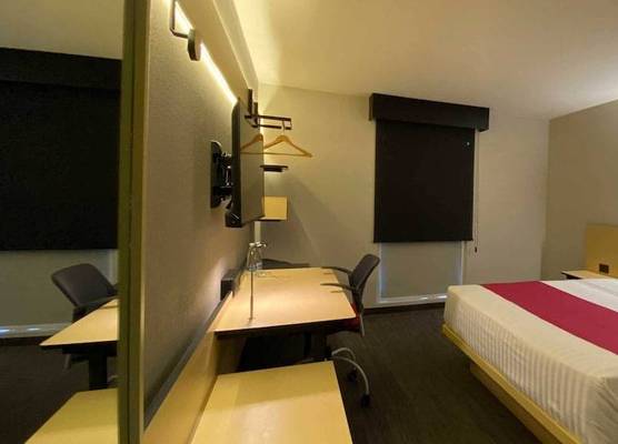 Hotel MX mas cuautitlan Izcalli, Trademark by Wyndham 1