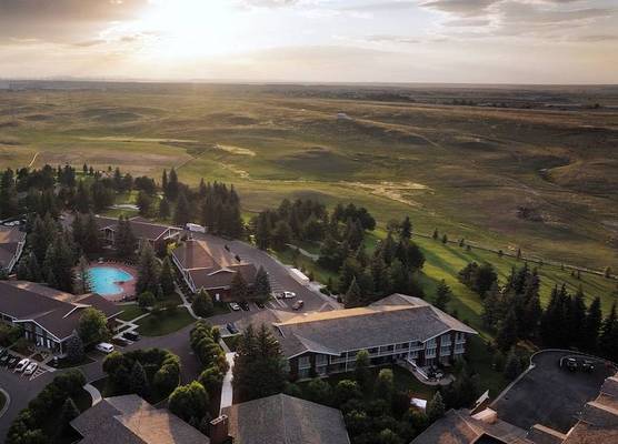Little America Hotel & Resort Cheyenne 1