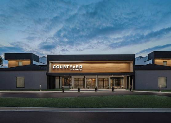 Courtyard by Marriott Greensboro 1