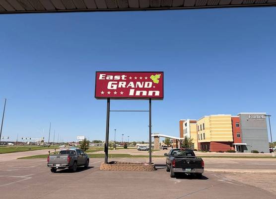 East Grand Inn Grand Forks ND I 29 1