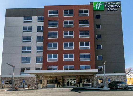 Holiday Inn Express & Suites JERSEY CITY NORTH - HOBOKEN by IHG 1