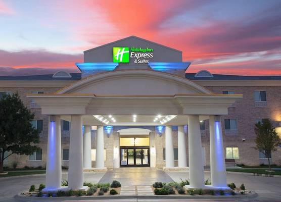 Holiday Inn Express & Suites AMARILLO by IHG 1