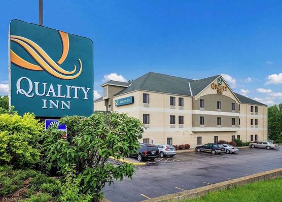 Quality Inn I-70 Near Kansas Speedway 1
