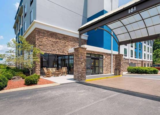 Comfort Suites Kodak Sevierville 1