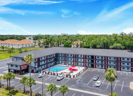 Seasons Florida Resort 1