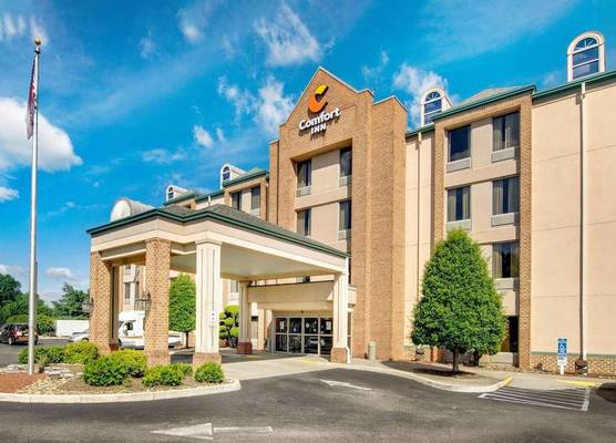 Comfort Inn Airport 1