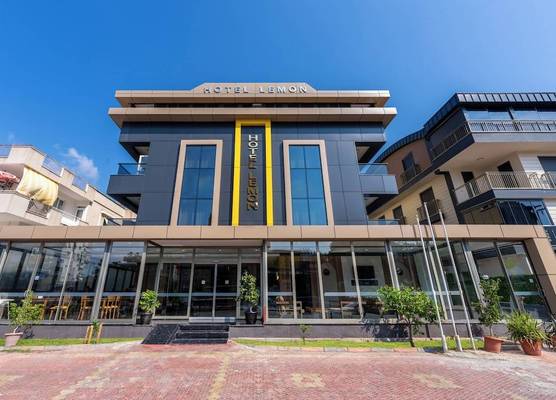 Lemon Hotel 1