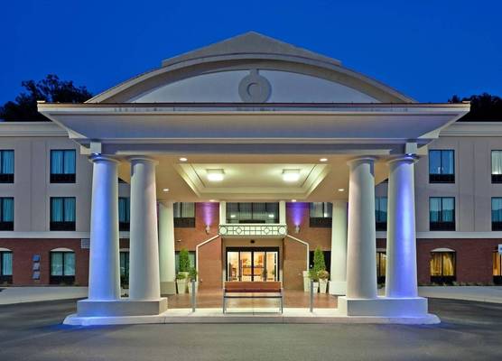 Holiday Inn Express & Suites HARRIMAN by IHG 1