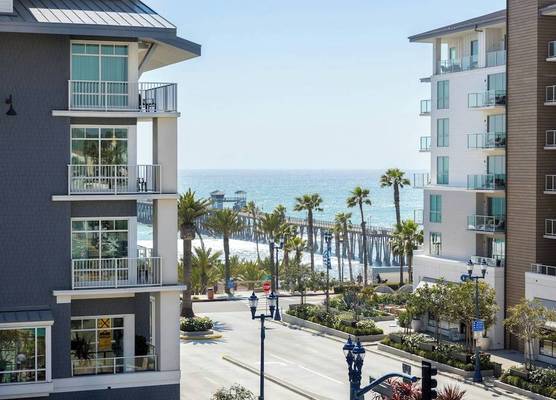 SpringHill Suites by Marriott Oceanside Beach 1