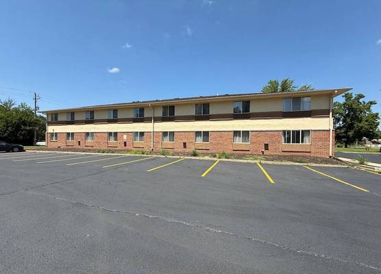 Fairview Inn & Suites Whitewater 1