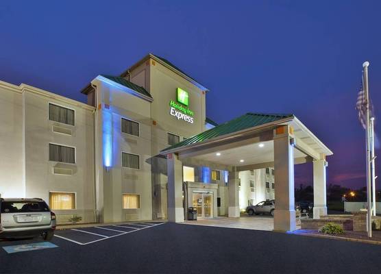 Holiday Inn Express IRWIN (PA TPK EXIT 67) by IHG 1