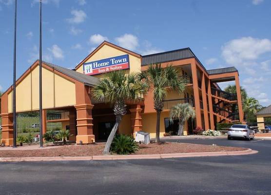 Home Town Inn & Suites 1