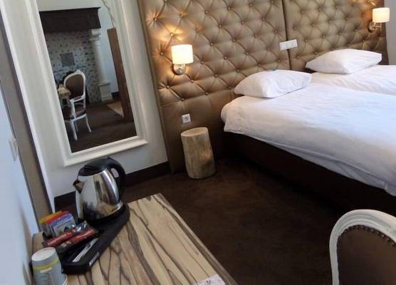Hotel Royal Bridges 1