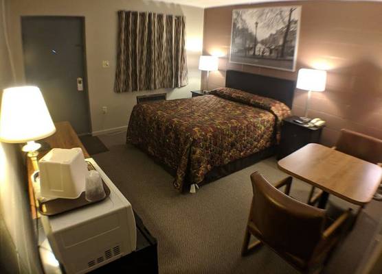 Attican Motel - Attica - Batavia - Warsaw - Darien Lake 1
