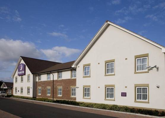 Premier Inn Peterborough North 1