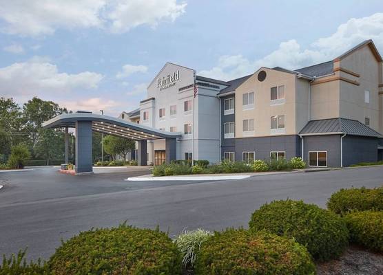 Fairfield by Marriott Frankfort 1